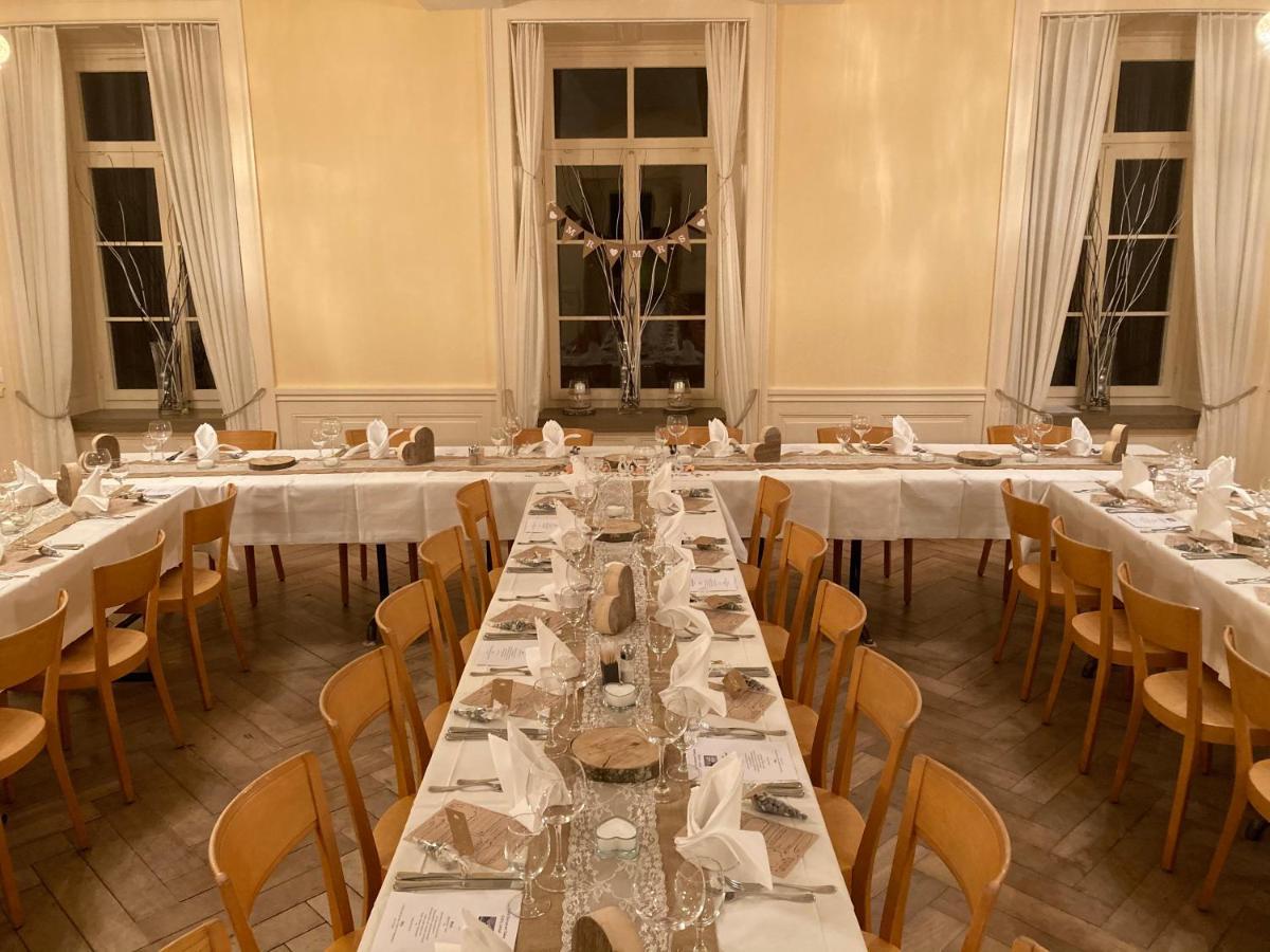 Hotel Restaurant Raben Linthal Exterior foto