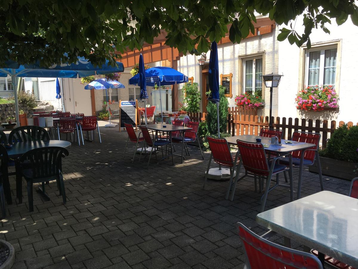 Hotel Restaurant Raben Linthal Exterior foto